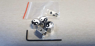 Колпачки на ниппеля Инь Янь под шестигранник