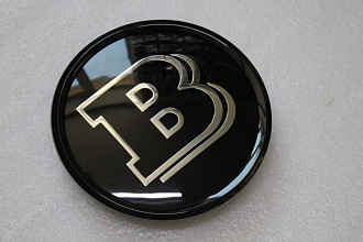 Эмблема Mercedes G-class W463 на решетку, ободок чёрный