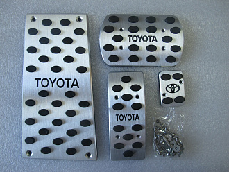Накладки Camry V50 / Camry V40 / Tundra / Highlander на педали , металл