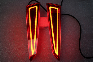 Тюнинг для Стопы дополнительные RX 350 / RX 200t / RX 450H 2016 +, красные диодные ( катафоты )