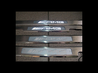 Накладки G-class W463 на пороги дверей со светящейся надписью AMG