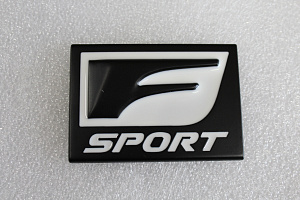 Эмблема F-Sport 