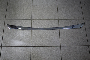 Тюнинг для Накладка Prius 50 на заднюю дверь над эмблемой , сталь