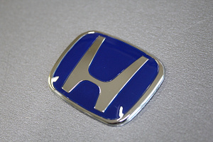 Эмблема на руль Honda 2007 - 2013 синяя