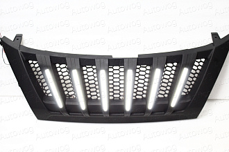 Решетка Fortuner 2016 +, дизайн Navigator , с подсветкой 