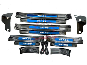 Тюнинг для Накладки Prado 150 на пороги дверей с подсветкой